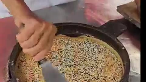 Only $0.3?! Grandpa’s Legendary Peanut Pancake Everyone Loves!