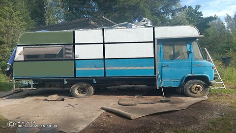 Mercedes 508D. Part 6. Attacking the Rust.