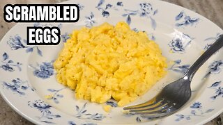 Fluffy & Creamy Scrambled Eggs