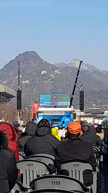 20250104. Worship. South Korea. We love America. We need Pre.Trump.