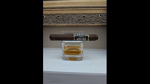 Corkcicle Cigar Glass: Transporting a Cigar and a Drink in One Hand