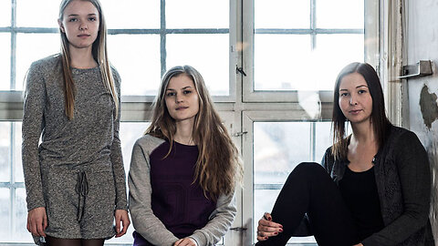 Intriguing HPV documentary about the dozens of side effects of the HPV vaccine (english subs)