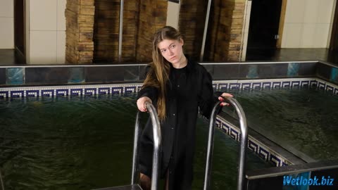 Wetlook girl in black tights