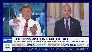 Joe Kernen Tells Hakeem Jeffries He Would Be ‘Going Crazy’ If GOP Shut Down Gov’t Over Dem Policies