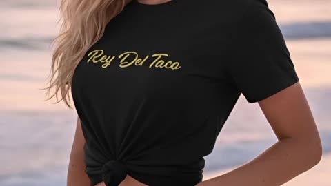 ¿Ya viste cómo se ve esta camiseta Barbero bajo el sol? Estoy obsesionada #modaplayera #estilo2025