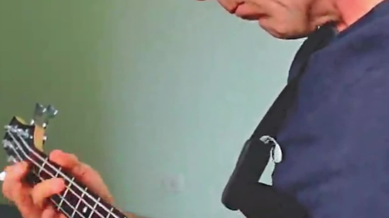 Bass guitar exercises for dummies audio