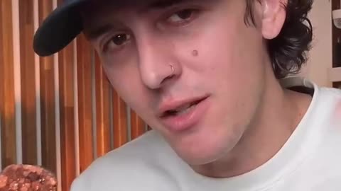 ChatGPT slams school system - 'If it were a drug it would be banned'! 😅