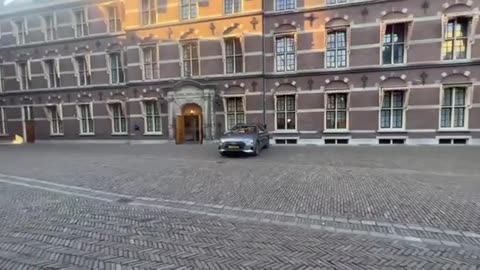 Machtigste ambtenaar Gert-Jan Buitendijk ontvangt alle Secretarissen Generaal bij Algemene Zaken