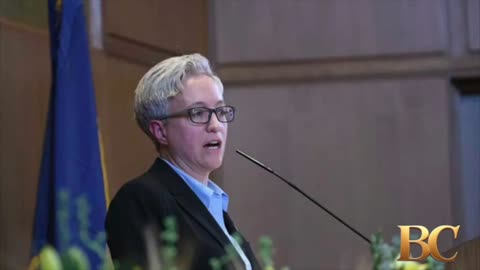 Oregon Gov. Threatens to Investigate, Prosecute Federal Immigration Agents