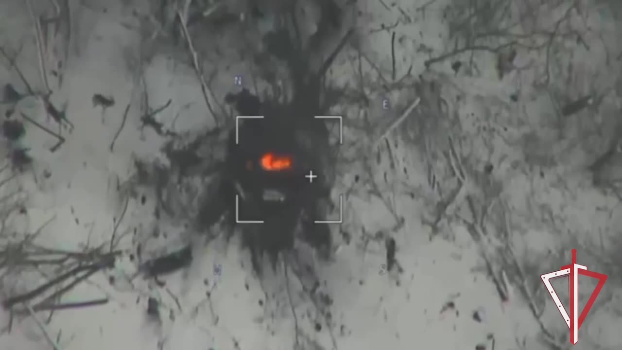 🇷🇺🇺🇦A Rosgvardia FPV drone crew destroyed a T-64BV tank