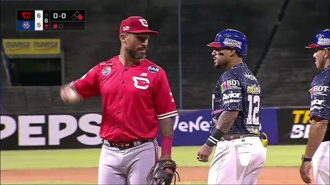 Juniel Querecuto llegó a 400 hits