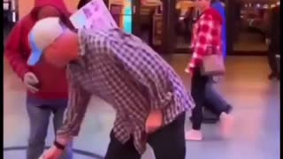 💸💻 This Game Glitch Will Make You Rich! | FunFM