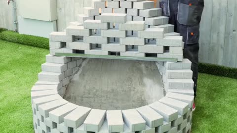 Turned pallets & concrete into a full BBQ station 🔥