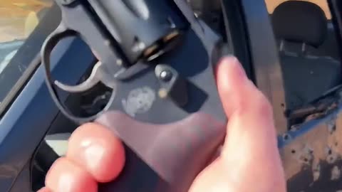 S&W 432-UC FPV #国外合法拍摄国内请勿模仿 #武器科普 #实弹射击 #男人减速带 #靶场射击