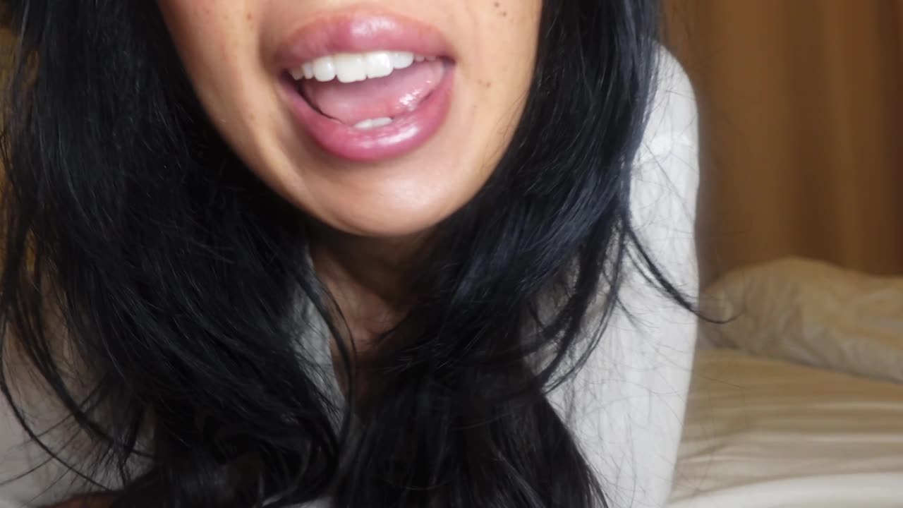 ASMR LICKING MOUTH SOUNDS