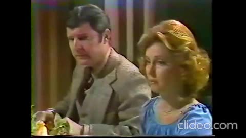 ATWT 1977 JOYCE RUINS HUGHES FAMILY DINNER PARTY