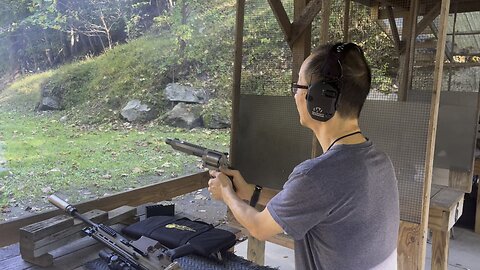 Smith & Wesson Performance Center 460XVR hi velocity. 8 in barrel size
