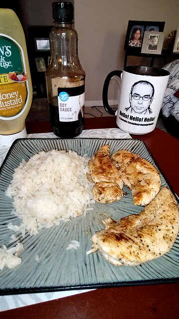 Eating Tyson All Natural Chicken Breast Tenderloins, Dbn, MI, 2/4/26