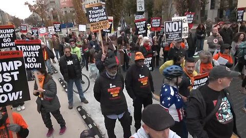 MASSIVE PROTEST: Anti-Trump Protesters Rally Wrapped White House in 'Crime Scene' Tape |