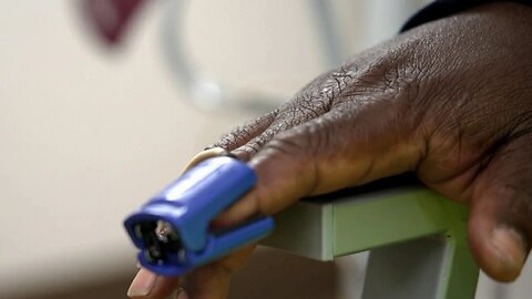 Researchers working to make pulse oximeters work better on all skin colors