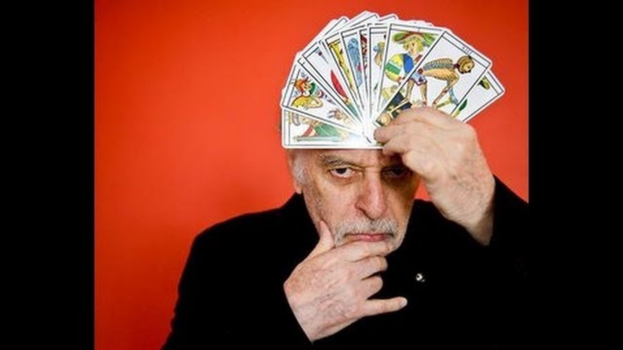 ALEJANDRO JODOROWSKY EXPLAINS THE TAROT (SUBS ESPANOL)