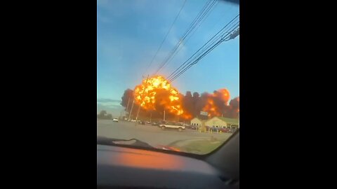 Multiple massive explosions rock Louisville in Kentucky after UPS