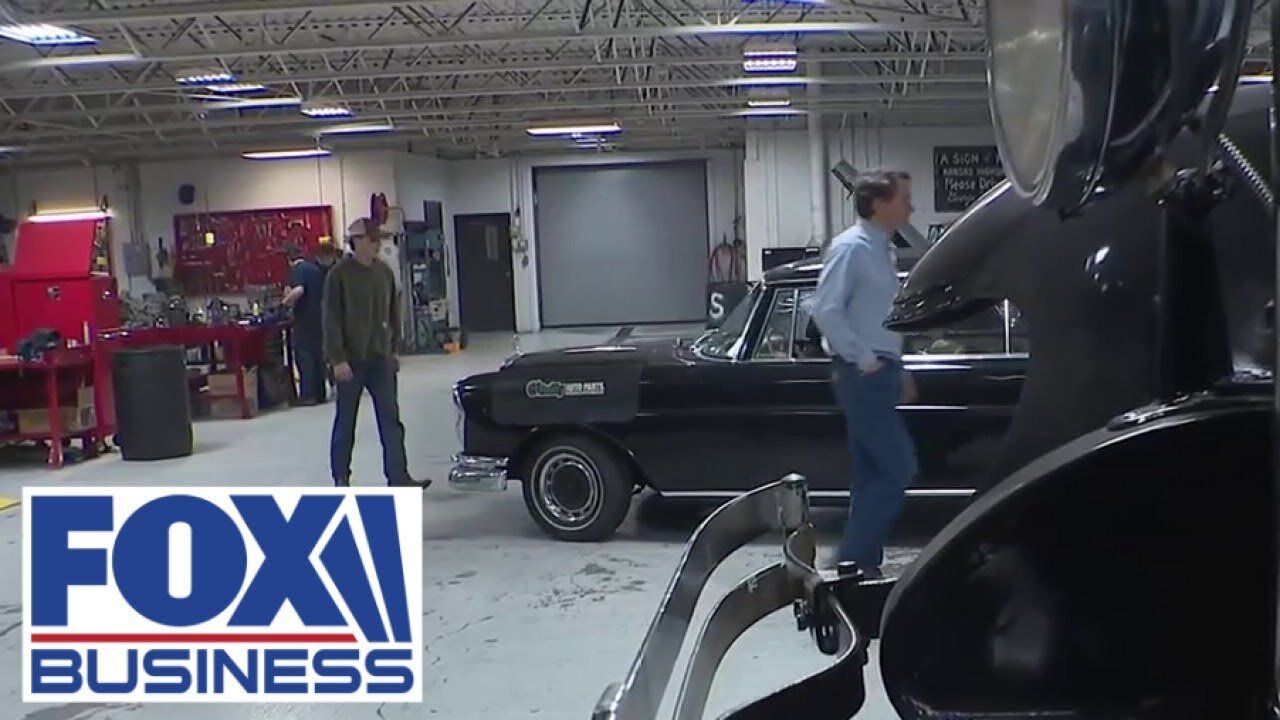Students learn to fix classic cars, professor says 'AI can't replace' engine techs