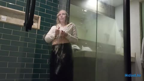 Wetlook shower