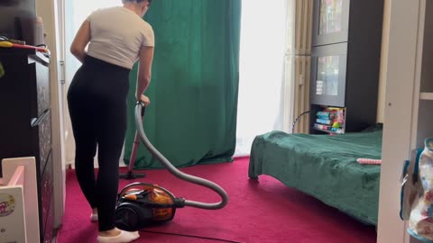 Gentle Room Vacuuming – Relaxing Background Sound