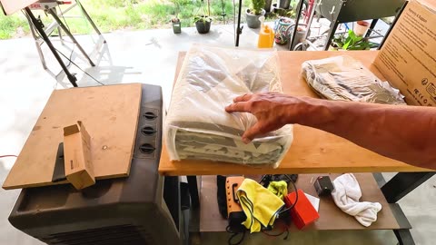 What A Great Way To Renovate Your Living Room!