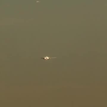 A mesmerizing accelerated video shot at Tokyo Haneda Airport (Japan)