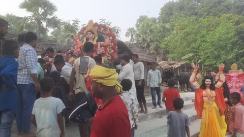 Laxmi puja ke baad Visarjan