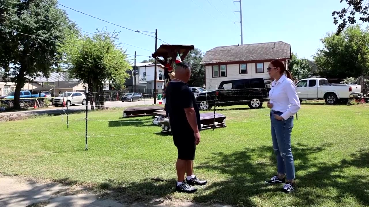 Texas homeowner hangs mannequins in red hats from gallows