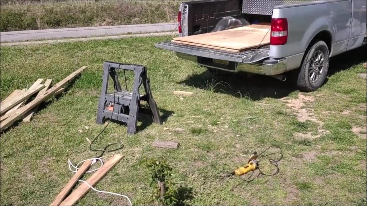 PREPPER HOMESTEAD CHICKEN COOP PROJECT