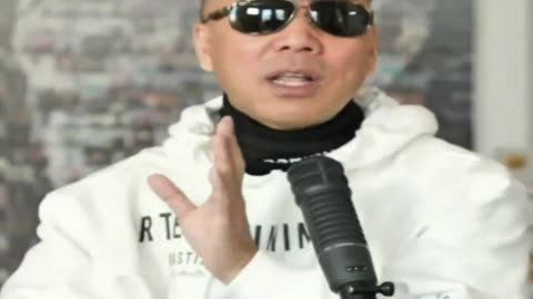 20211217文贵先生直播： #李木子（习明泽）漂亮、聪明，英文非常好，看问题相当高，非常冷静，控制局面能力强，有金正恩之鬼才，其妹金正贤之狠，彭丽媛的大度