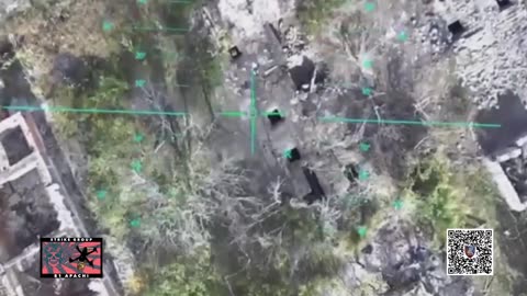 Ukrainians Dropping Munitions Made from Anti-Tank Mines Onto Russian Fortifications