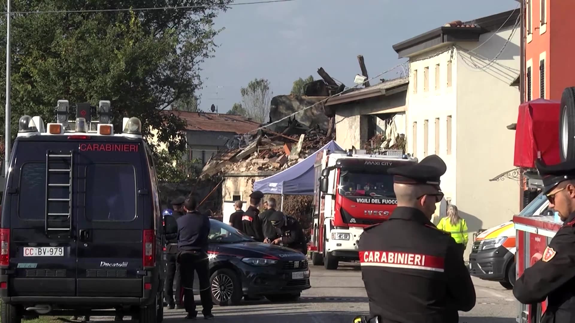 Explosion in Italy kills three Carabinieri during police raid