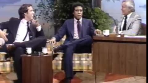 Richard Pryor confronts Chevy Chase and Johnny loves it! #johnnycarson #tonightshow