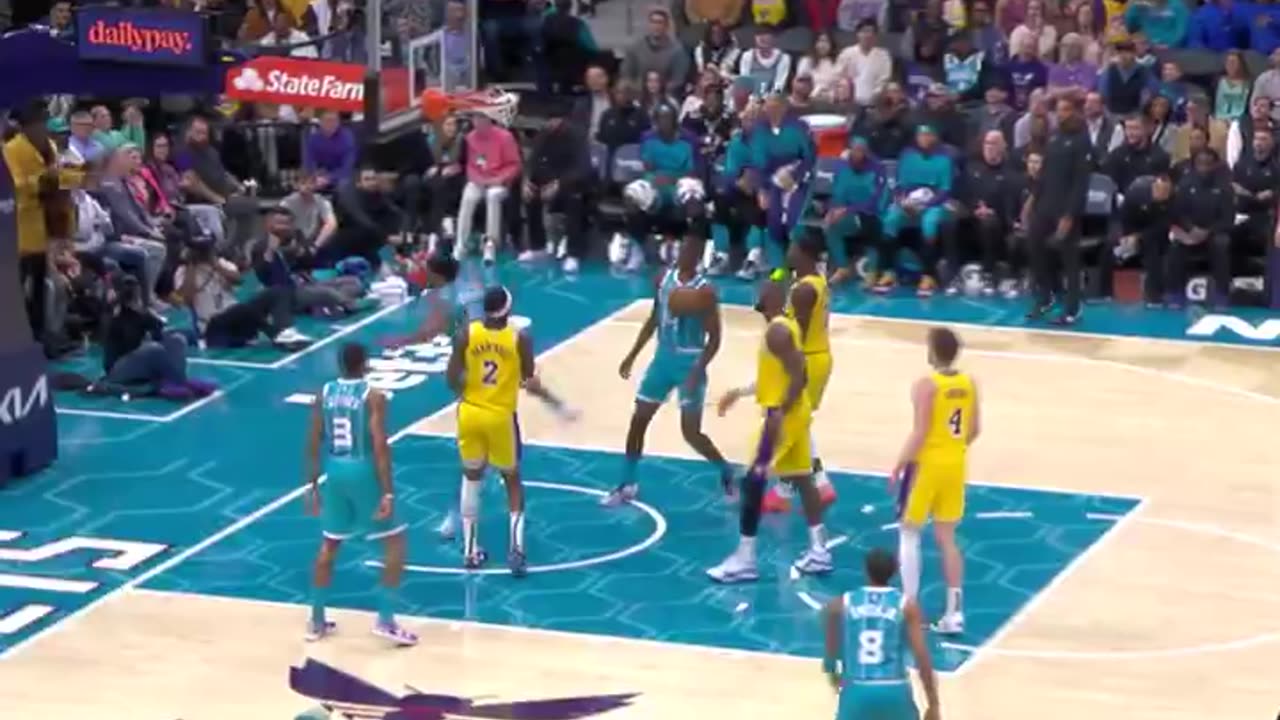 NBA - CLEAR THE WAY FOR MILES BRIDGES!! He puts down the ferocious one-handed jam 💥