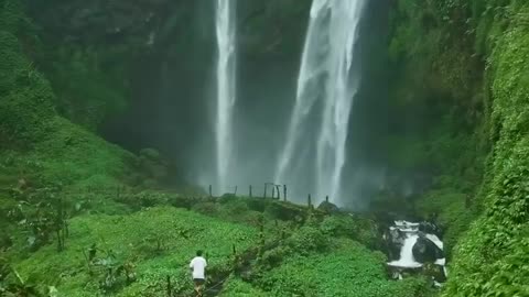 shows the beauty of Sukabumi 😍🇮🇩