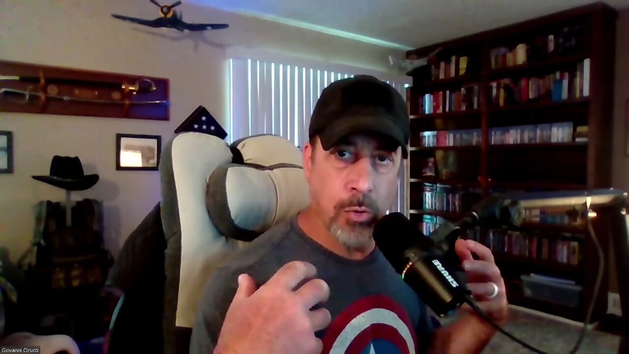 “Left vs. Right”—“Journalist” Stephanopoulos vs. “Conservative” Clown Trump