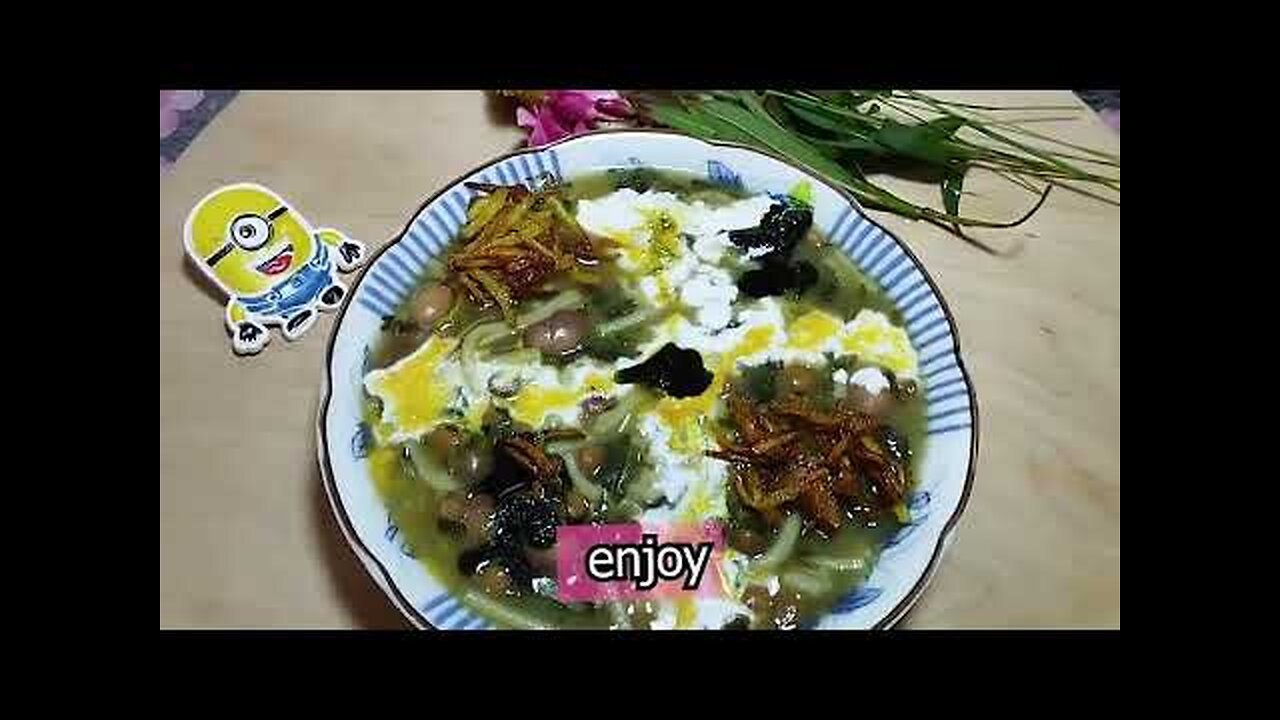 Very delicious soup with only three basic ingredients: beans, vegetables and pottage macaroni