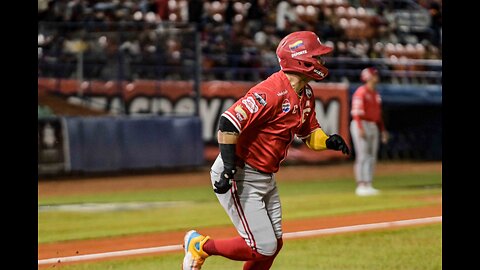 Ildemaro Vargas tronó 1° HR de la campaña