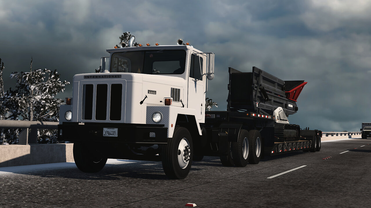 International Paystar F-5070 | Delivering Mobile Stacker 23,800lb | ATS