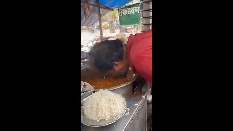 Clean ka kya kare jab taste ke deewane hum hai 😅🍽️🤣" funny food seeling