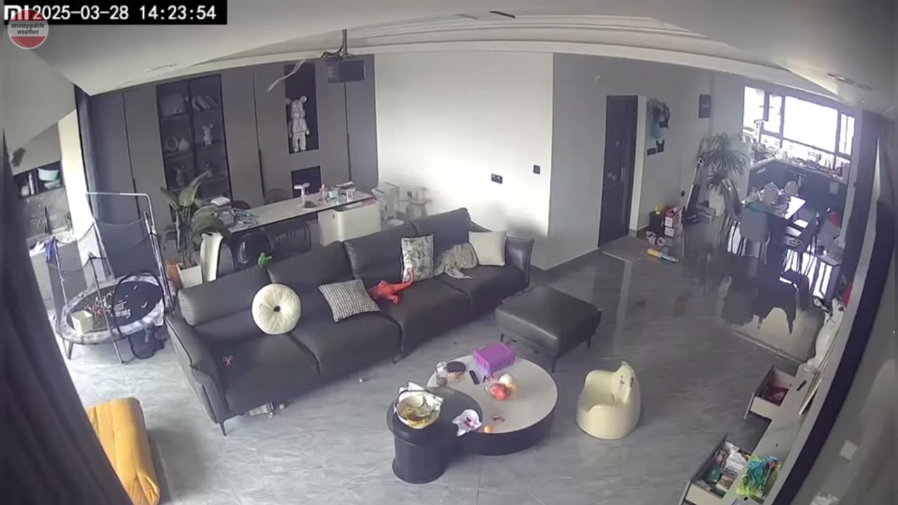 Myanmar 7.7 earthquake collapses buildings in Thailand, tremors