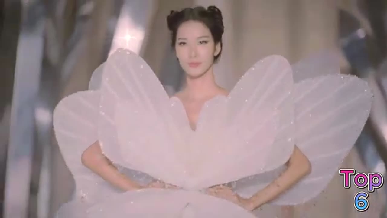 The Best Top 10 Attractive Dress Design By Chung Tanh Phong 2025