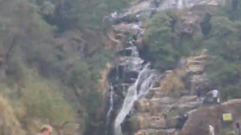 Ella Wellawaya- Sri Lanka's Most Scenic Mountain Road Trip Rawana ella #RoadTrip Clip 6