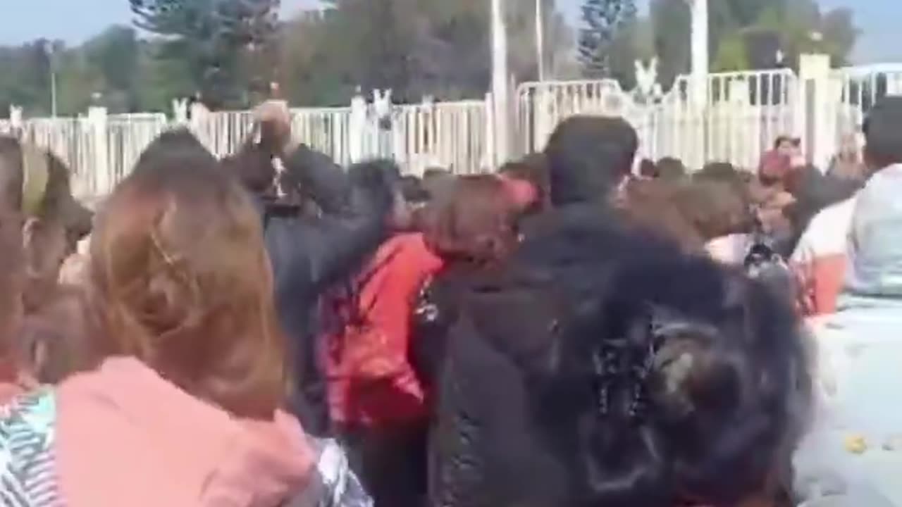 They came to Russia's Khmeimim airbase, Latakia region and ask for help!