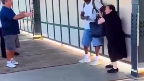 Innocent Man Attacked After Woman Falsely Accuses Him of Theft